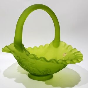 8" Westmoreland Satin Green Frosty Rose Trellis Crimped Edge Art Glass Basket